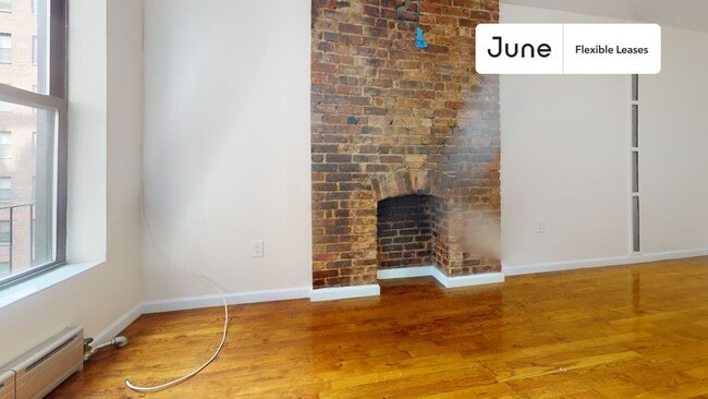 Building Photo - 1365 1st Ave