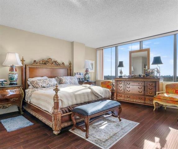 Foto del edificio - 5200 Keller Springs Rd