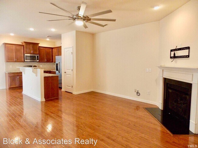 Foto del edificio - 3 br, 2.5 bath House - 168 Token Drive