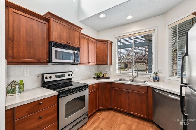 Building Photo - 2278 S Blackspur Way