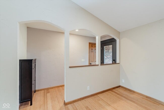 Building Photo - 3711 Tara Ct