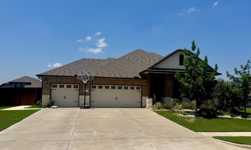 Foto principal - 609 SALISBURY Dr
