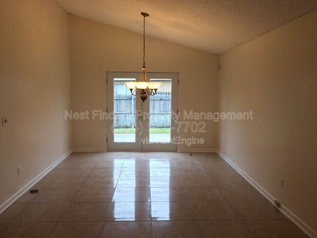 Foto del edificio - 3255 Abbeyfield Ln