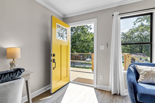 Foto del edificio - 703 2nd St