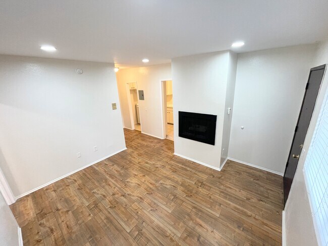 Foto del edificio - 11620 Sylvan St