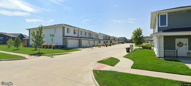 Foto del edificio - Beautiful 3BR 2.5ba Townhome in Waukee, IA