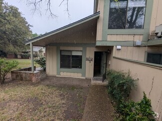 Building Photo - 9515 Blue Creek Ln