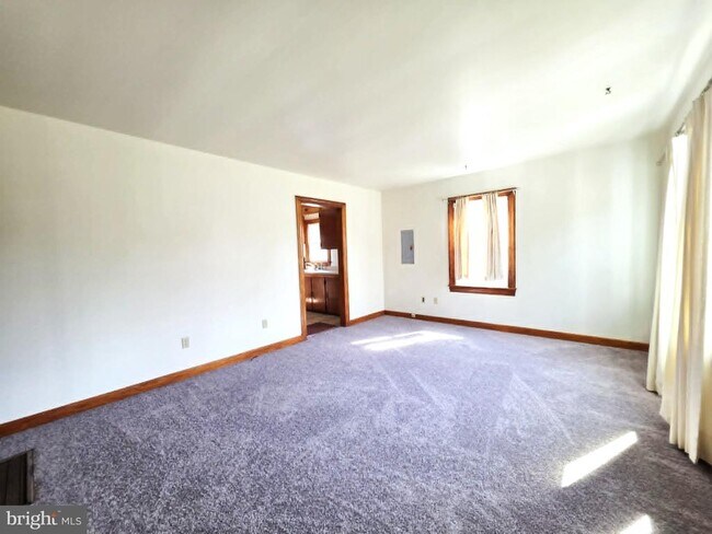 Foto del edificio - 1017 Tyler Ave