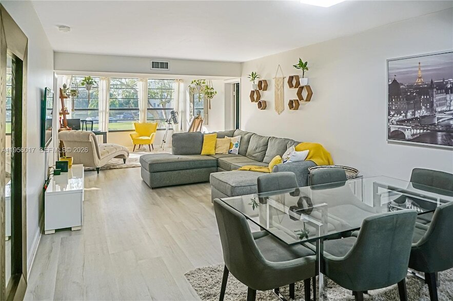 Photo - 1715 Whitehall Drive Unit 201