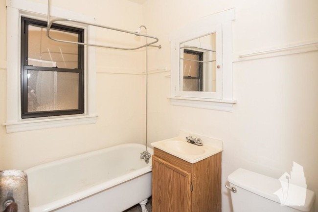 Foto del edificio - 4844 N Rockwell St