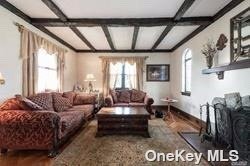 Foto del edificio - 466 W Walnut St
