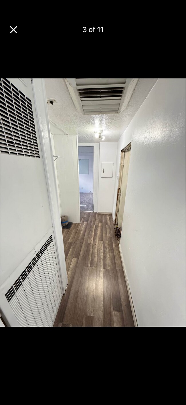 Foto del edificio - 1633 Calvo Dr