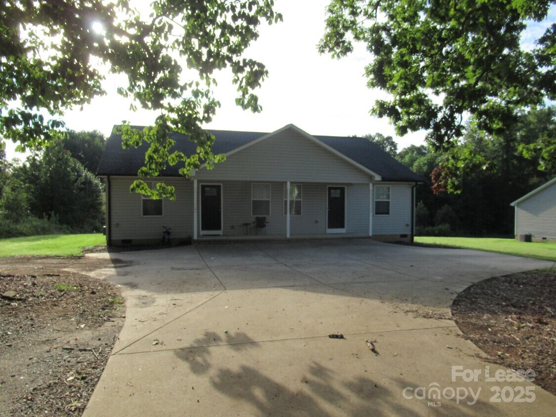 Foto principal - 4580 Maiden Hwy