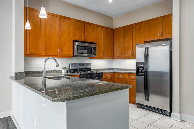 1BR, 1BA - 772SF - The Mark at Dulles Station Apartments
