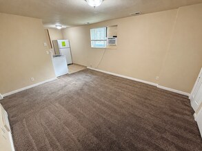 Building Photo - 1379 W 900 S