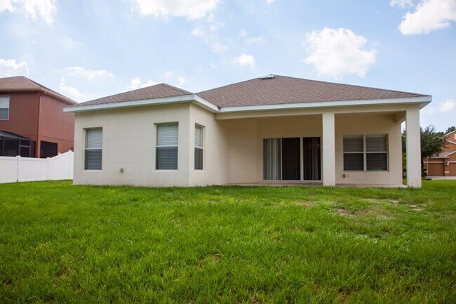 Foto del edificio - 11152 Oyster Bay Cir
