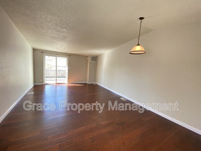 Foto del edificio - 1888 E 28th Ave