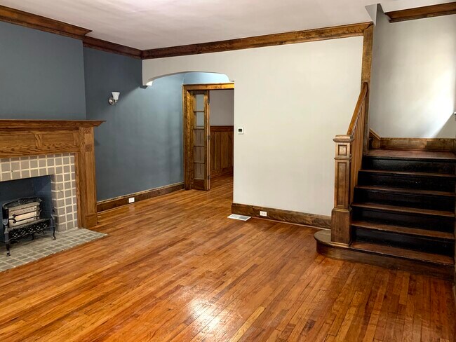 Building Photo - 1115 Parkside Rd