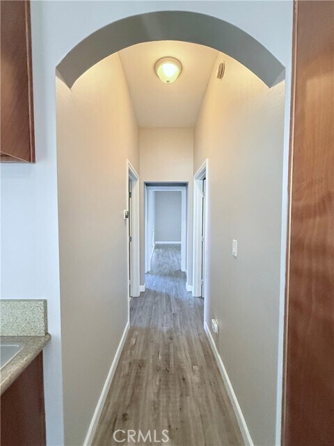 Foto del edificio - 13240 Archwood St
