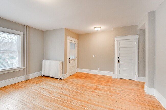 Building Photo - 2435 Blaisdell Ave