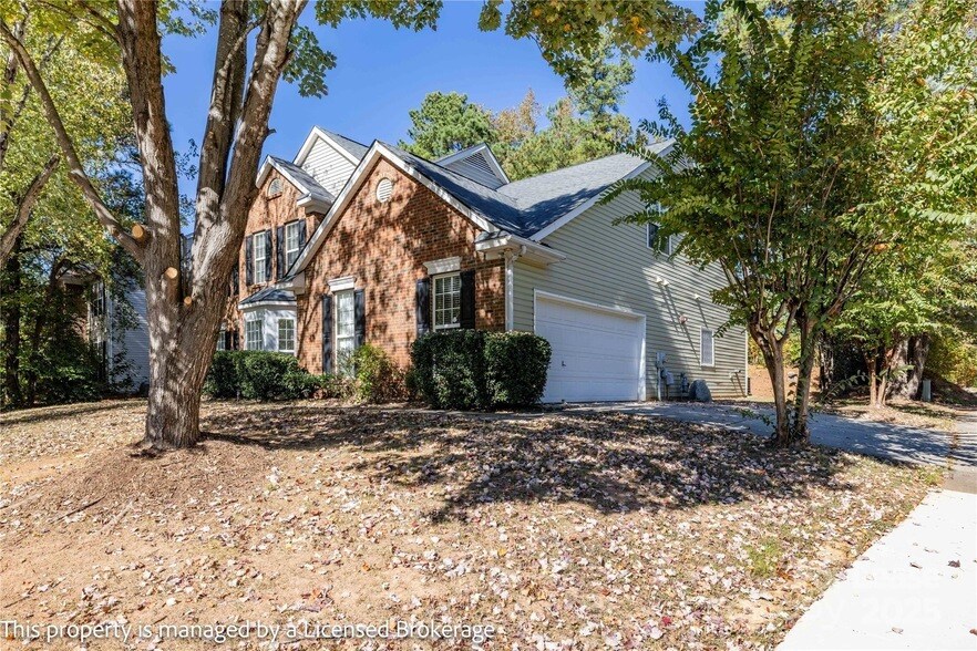 Foto principal - 4033 Raven Rock Ct