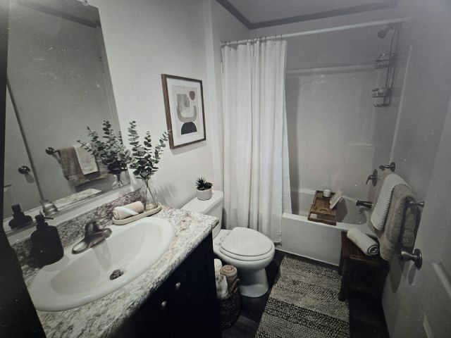 Foto del edificio - 306 Louva Ln