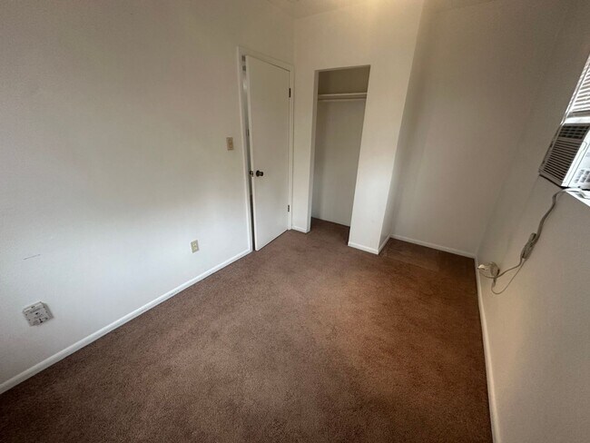 Foto del edificio - 2812 C St