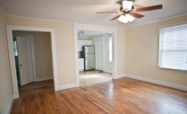 Building Photo - 102 Caldwell St