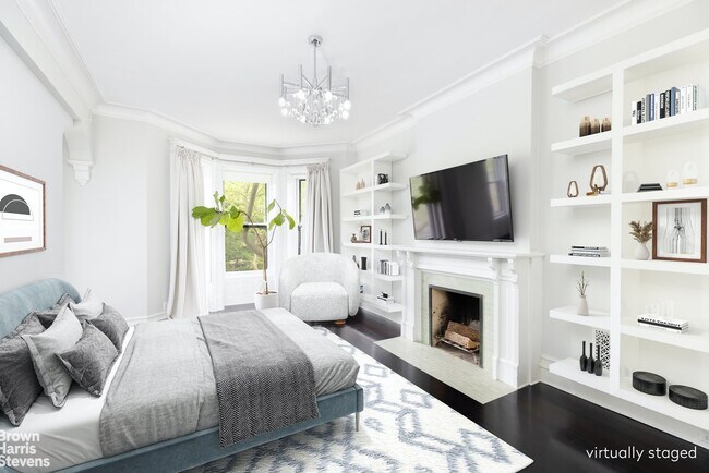 Foto del edificio - Brownstone Triplex + Parking