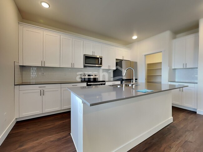 Foto del edificio - 7716 Selah St SW