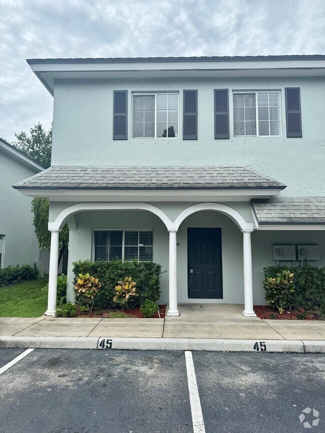 Building Photo - 1145 Colonial Palms Way