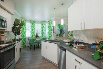 Interior Photo - Enclave at Arrowhead