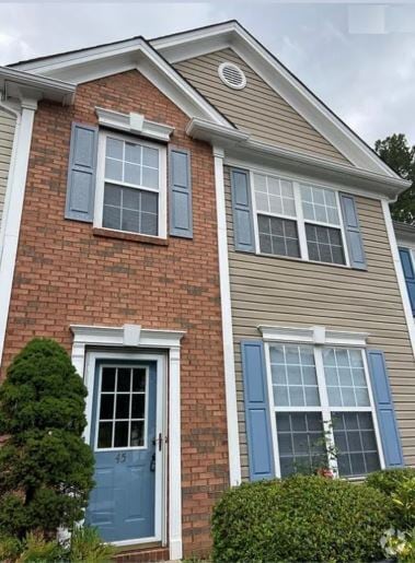 Building Photo - 9155 Nesbit Ferry Rd