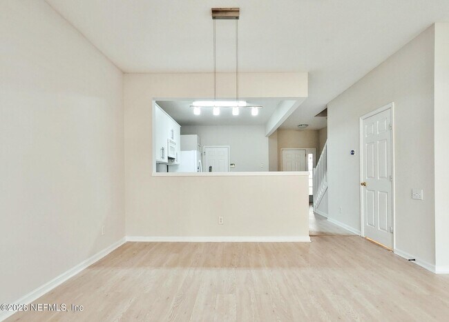 Building Photo - 7566 Red Crane Ln