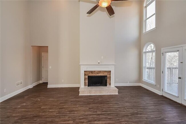 Building Photo - 3315 Vernon Ridge