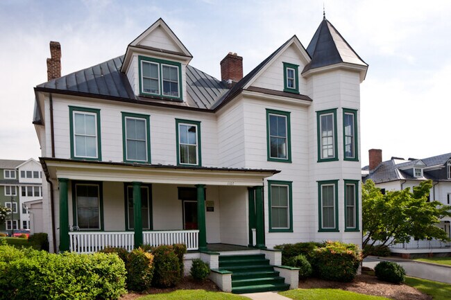 Foto del edificio - 1107 Wertland St