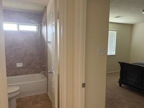 Building Photo - 2702 Ridgeglen Ln