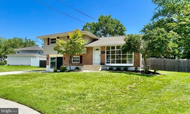 Building Photo - 986 Sherbrook Cir