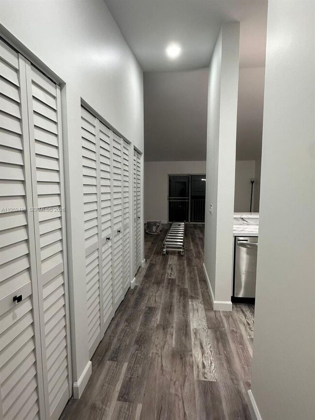 Foto del edificio - 11441 NW 45th St