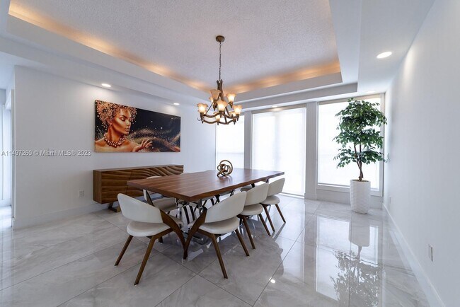 Foto del edificio - 3366 NE 168th St
