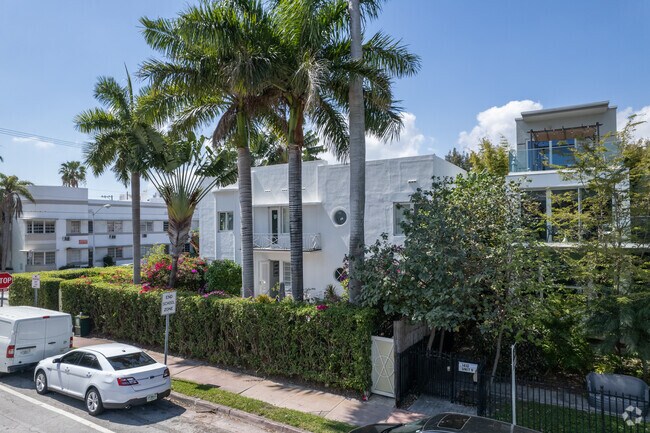 Foto del edificio - 701 14th St