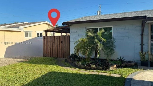 Foto del edificio - 6720 Charleston St