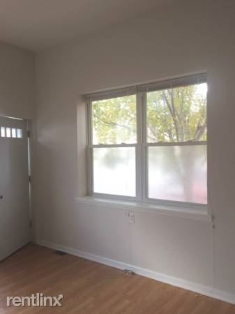 Building Photo - 828 McKean St