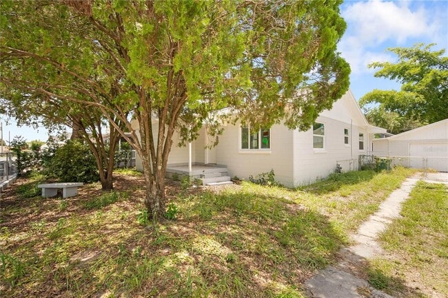 Building Photo - 2910 N 17th St