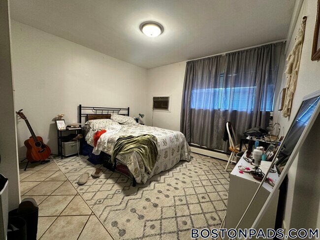 Foto del edificio - 140 Kenrick St