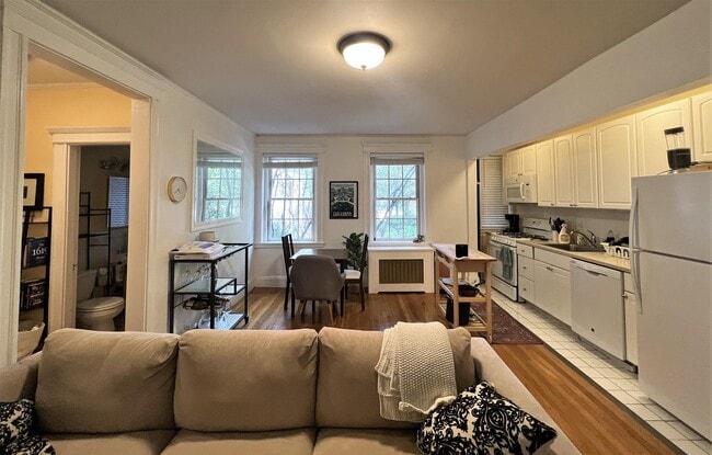 Foto del edificio - 852 Massachusetts Ave