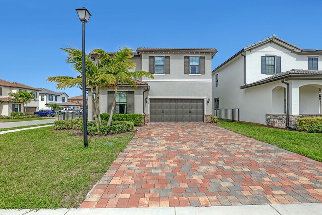 Foto del edificio - 4740 Chantilly Rd