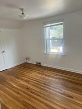Building Photo - 760 S Lee Ave