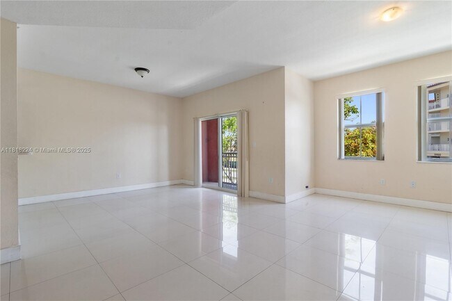 Foto del edificio - 11102 NW 83rd St