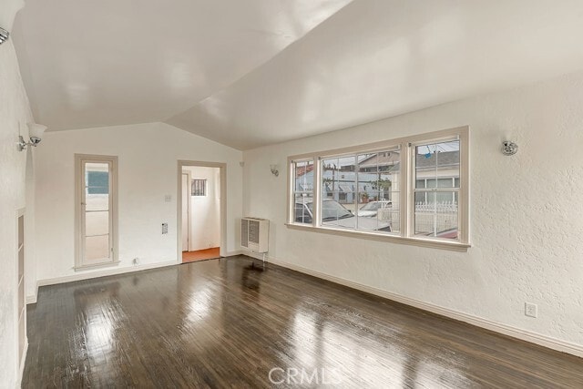 Foto del edificio - 1515 E Walnut Way